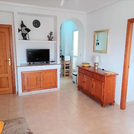 Molino Blanco Penthouse 15 * オリウエラ
